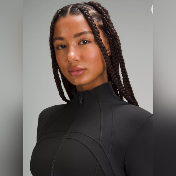 LULULEMON Define Cropped Jacket Nulu - Picture 3 of 7